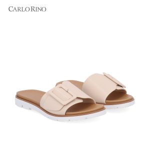 CR Oversized Buckled Sandals